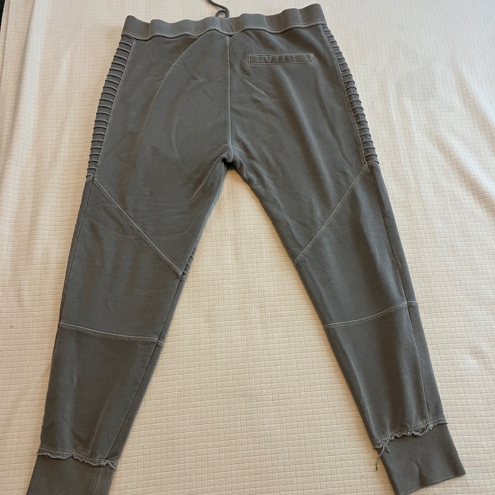 H&M Ribbed Joggers - Picture 2 of 4
